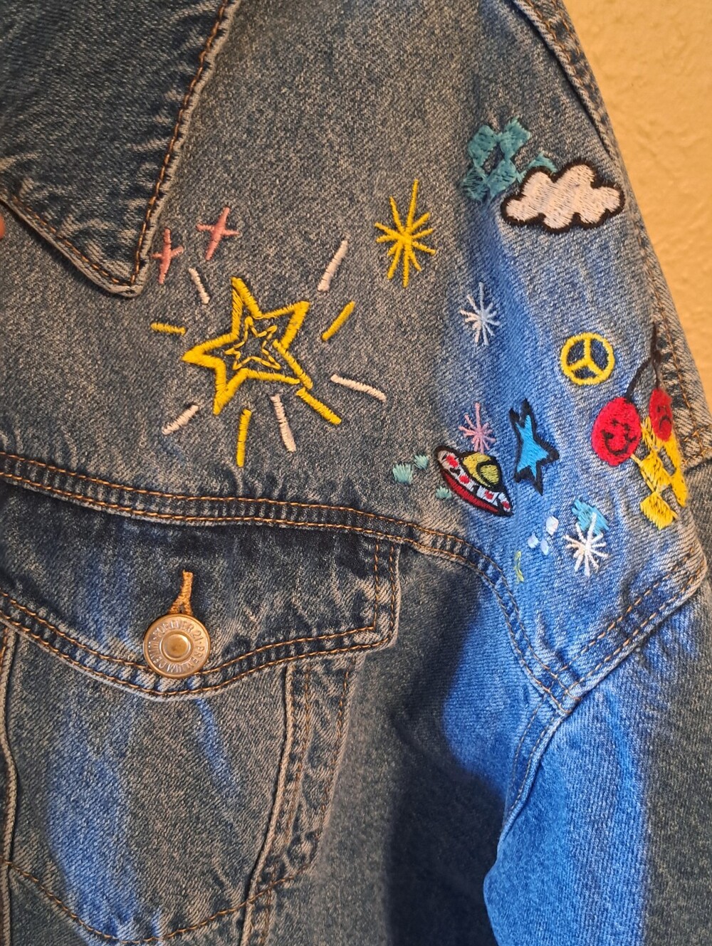 ✨ Forever 21 Embroidered Denim Jacket 3X NWOT - Picture 7 of 8